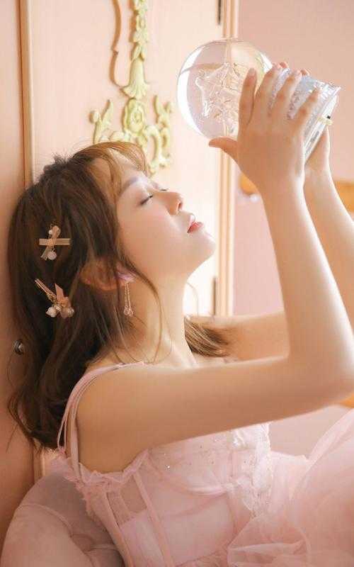恋爱三周年纪念日，女友去陪发小开睡衣趴完结版白舟苏静怡